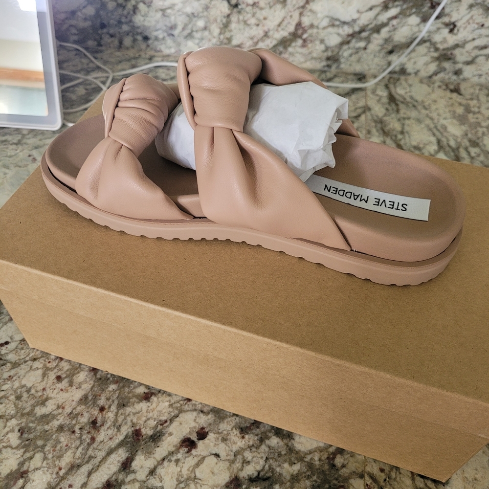 Steve Madden Sandal